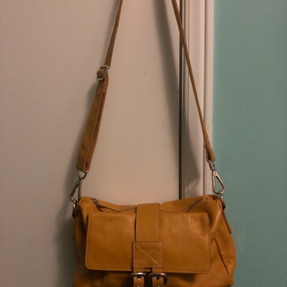 Soft Marigold Leather Handbag Shoulder bag - Picture 4 of 4